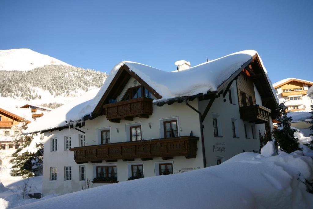 Hotel Appartement Platzergasse ฟิสส์ ภายนอก รูปภาพ