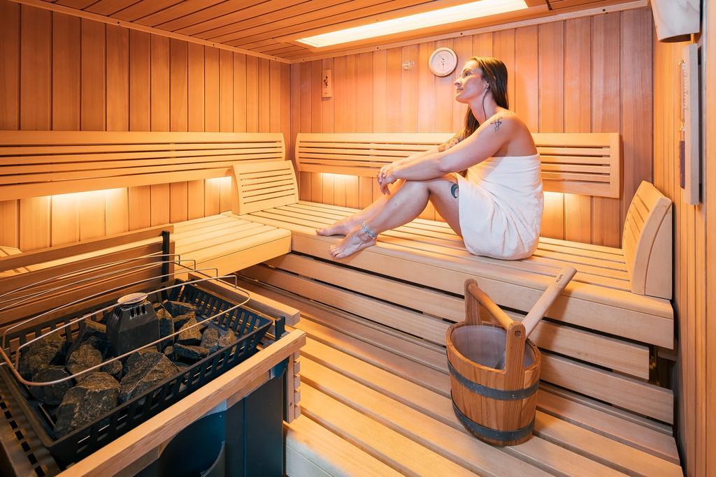 Hotel Appartement Platzergasse ฟิสส์ ภายนอก รูปภาพ